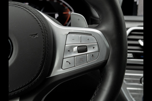 BMW 7 Serie 740d xDrive M-Sport - Dak - Active Steering - Standkachel - Massagezetels