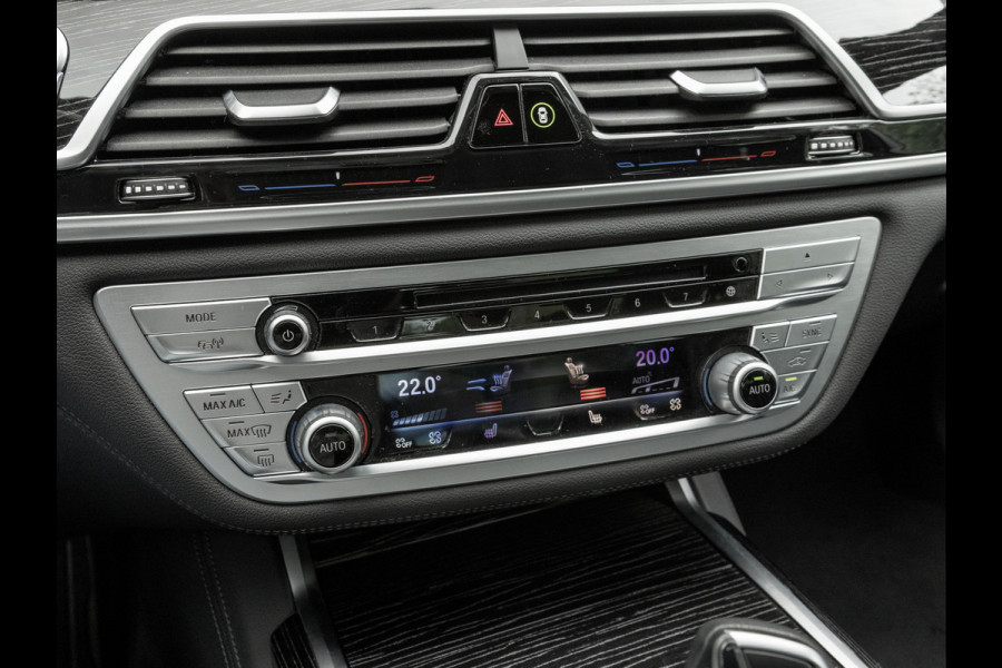 BMW 7 Serie 740d xDrive M-Sport - Dak - Active Steering - Standkachel - Massagezetels