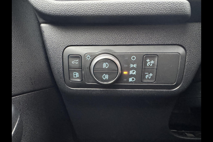 Ford Kuga 2.5 PHEV ST-Line X 225pk |  Adaptive cruise control | Winter Pack | Head up Display | Elektrische achterklep