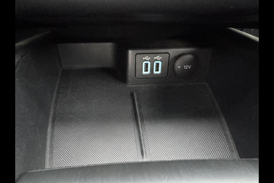 Ford Kuga 2.5 PHEV ST-Line X 225pk |  Adaptive cruise control | Winter Pack | Head up Display | Elektrische achterklep