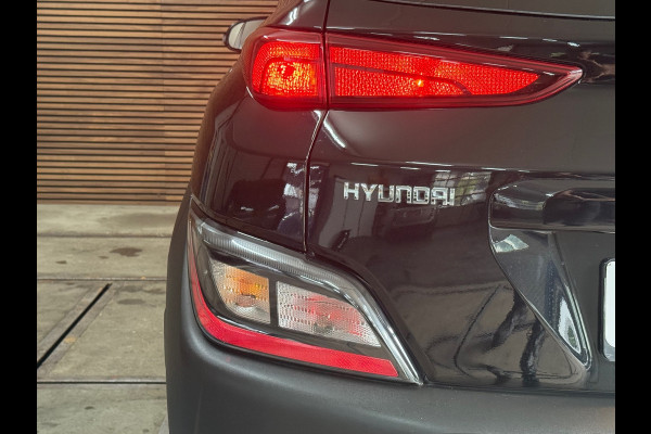 Hyundai Kona 1.0 T-GDI Comfort Smart | Carplay | Camera | Stoelverwarming | LED Hyundai Kona 1.0 T-GDI Comfort Smart | Carplay | Camera | Stoelverwarming | LED