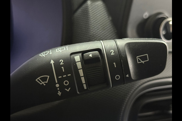 Hyundai Kona 1.0 T-GDI Comfort Smart | Carplay | Camera | Stoelverwarming | LED Hyundai Kona 1.0 T-GDI Comfort Smart | Carplay | Camera | Stoelverwarming | LED