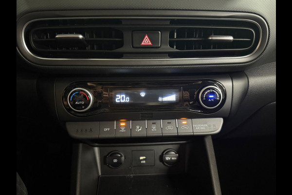 Hyundai Kona 1.0 T-GDI Comfort Smart | Carplay | Camera | Stoelverwarming | LED Hyundai Kona 1.0 T-GDI Comfort Smart | Carplay | Camera | Stoelverwarming | LED