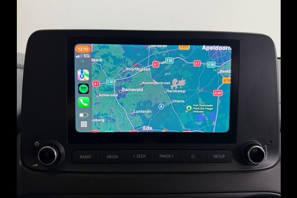 Hyundai Kona 1.0 T-GDI Comfort Smart | Carplay | Camera | Stoelverwarming | LED Hyundai Kona 1.0 T-GDI Comfort Smart | Carplay | Camera | Stoelverwarming | LED
