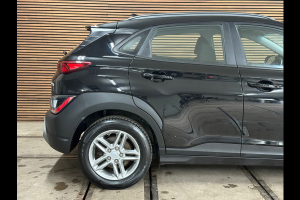 Hyundai Kona 1.0 T-GDI Comfort Smart | Carplay | Camera | Stoelverwarming | LED Hyundai Kona 1.0 T-GDI Comfort Smart | Carplay | Camera | Stoelverwarming | LED