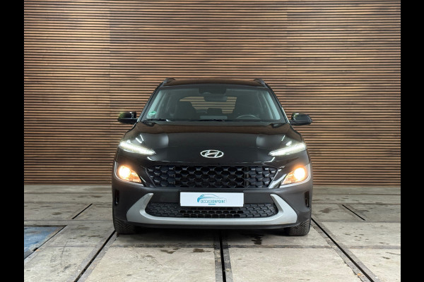 Hyundai Kona 1.0 T-GDI Comfort Smart | Carplay | Camera | Stoelverwarming | LED Hyundai Kona 1.0 T-GDI Comfort Smart | Carplay | Camera | Stoelverwarming | LED
