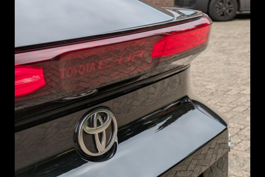 Toyota C-HR 1.8 Hybrid 140 First Edition|Groot-Navi|Stoel/Stuurverwarming|Blindspot|Keyless-Entry|Elektr.Achterklep|Adapt.Cruise