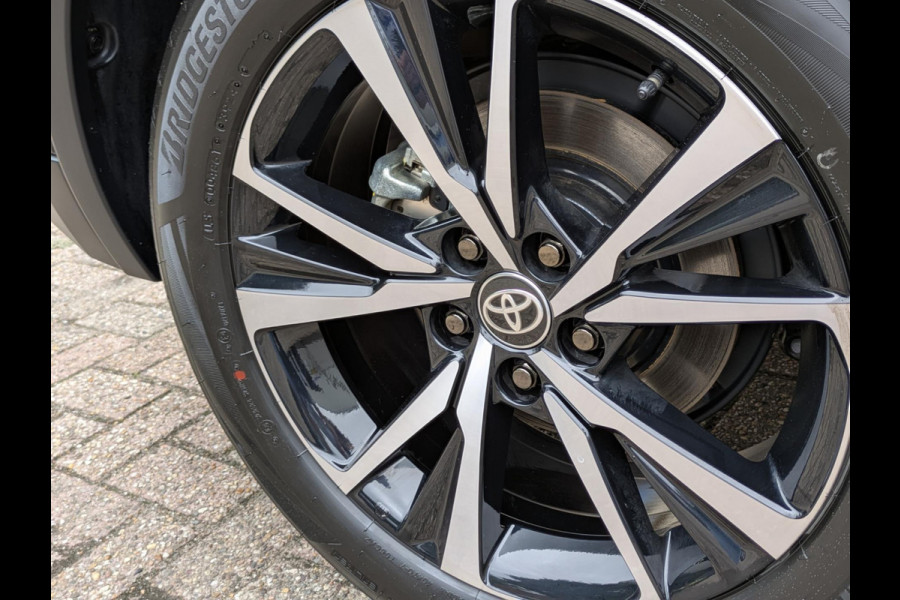 Toyota C-HR 1.8 Hybrid 140 First Edition|Groot-Navi|Stoel/Stuurverwarming|Blindspot|Keyless-Entry|Elektr.Achterklep|Adapt.Cruise
