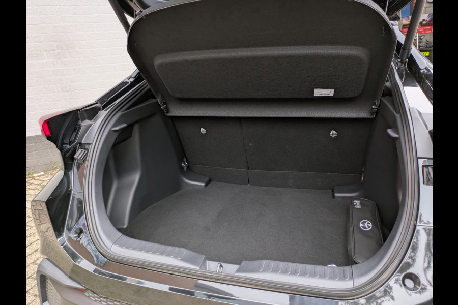 Toyota C-HR 1.8 Hybrid 140 First Edition|Groot-Navi|Stoel/Stuurverwarming|Blindspot|Keyless-Entry|Elektr.Achterklep|Adapt.Cruise
