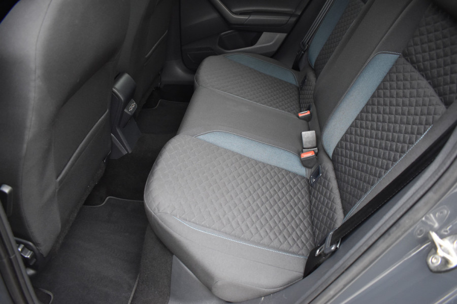 Volkswagen Polo 1.0 TSI Highline Business R / Parkassist / Adap. Cruise / Navigatie /