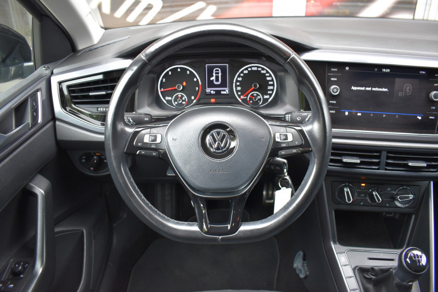 Volkswagen Polo 1.0 TSI Highline Business R / Parkassist / Adap. Cruise / Navigatie /