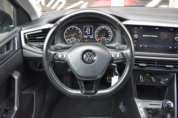 Volkswagen Polo 1.0 TSI Highline Business R / Parkassist / Adap. Cruise / Navigatie /
