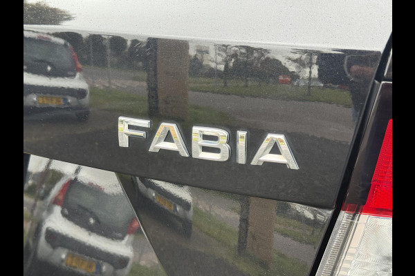 Škoda Fabia Combi 1.2 TSI Drive 2e Eigenaar,Airco,Cruise,Lm velgen,N.A.P,Nieuwe Apk bij Aflevering