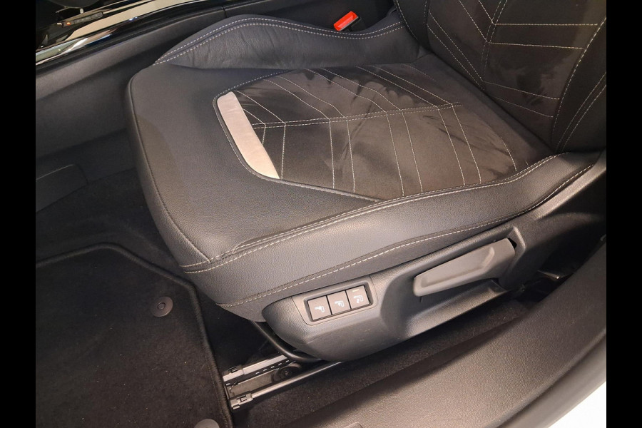 Opel Mokka 1.2 Turbo Level 5 Ultimate | Automaat | Alcantara | Apple Carplay/Android Auto | Stoelverwarming | Stuurwielverwarming