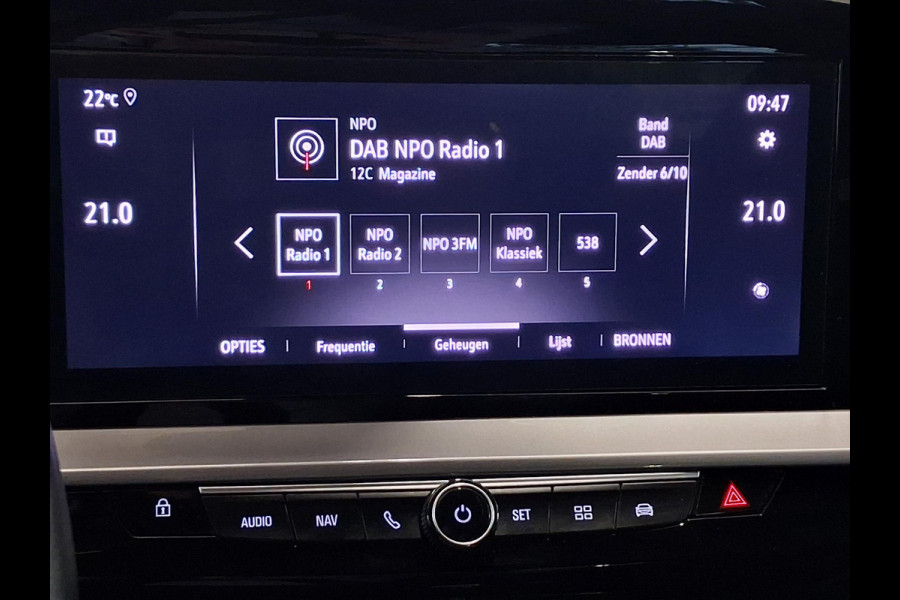 Opel Mokka 1.2 Turbo Level 5 Ultimate | Automaat | Alcantara | Apple Carplay/Android Auto | Stoelverwarming | Stuurwielverwarming