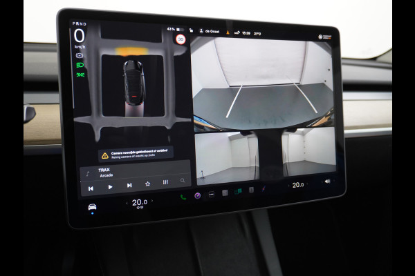 Tesla Model Y RWD LFP Warmtepomp Leder Panoramadak Memory Stoel+Stuurverwarming Camera's Navi Ecc Dog-Kampeer Modus Elek.Achterklep AMD Ryzen™ Processor Premium Audio 1e Eigenaar Origineel Nederlandse Auto