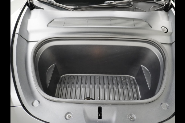 Tesla Model Y RWD LFP Warmtepomp Leder Panoramadak Memory Stoel+Stuurverwarming Camera's Navi Ecc Dog-Kampeer Modus Elek.Achterklep AMD Ryzen™ Processor Premium Audio 1e Eigenaar Origineel Nederlandse Auto