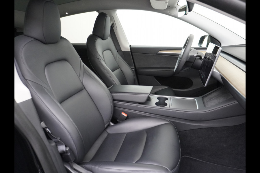 Tesla Model Y RWD LFP Warmtepomp Leder Panoramadak Memory Stoel+Stuurverwarming Camera's Navi Ecc Dog-Kampeer Modus Elek.Achterklep AMD Ryzen™ Processor Premium Audio 1e Eigenaar Origineel Nederlandse Auto