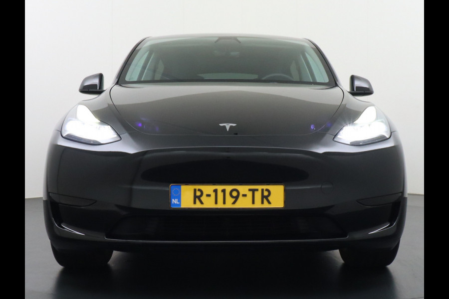 Tesla Model Y RWD LFP Warmtepomp Leder Panoramadak Memory Stoel+Stuurverwarming Camera's Navi Ecc Dog-Kampeer Modus Elek.Achterklep AMD Ryzen™ Processor Premium Audio 1e Eigenaar Origineel Nederlandse Auto