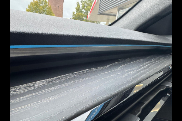 Renault Austral 1.2 E-Tech full hybrid 200 iconic Pano / Harman/Kardon Sound / 360 camera / Massage / Elektr verst. voorstoel