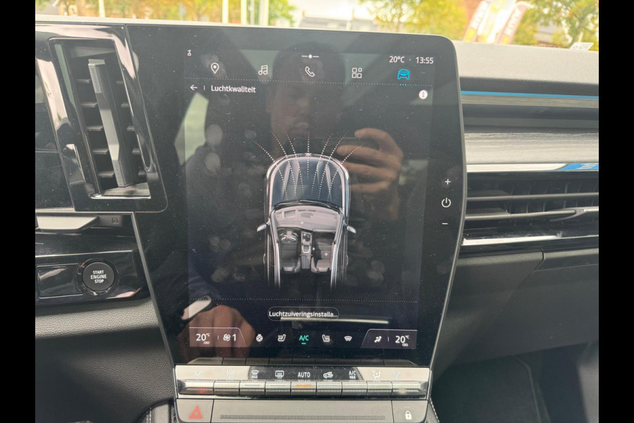 Renault Austral 1.2 E-Tech full hybrid 200 iconic Pano / Harman/Kardon Sound / 360 camera / Massage / Elektr verst. voorstoel