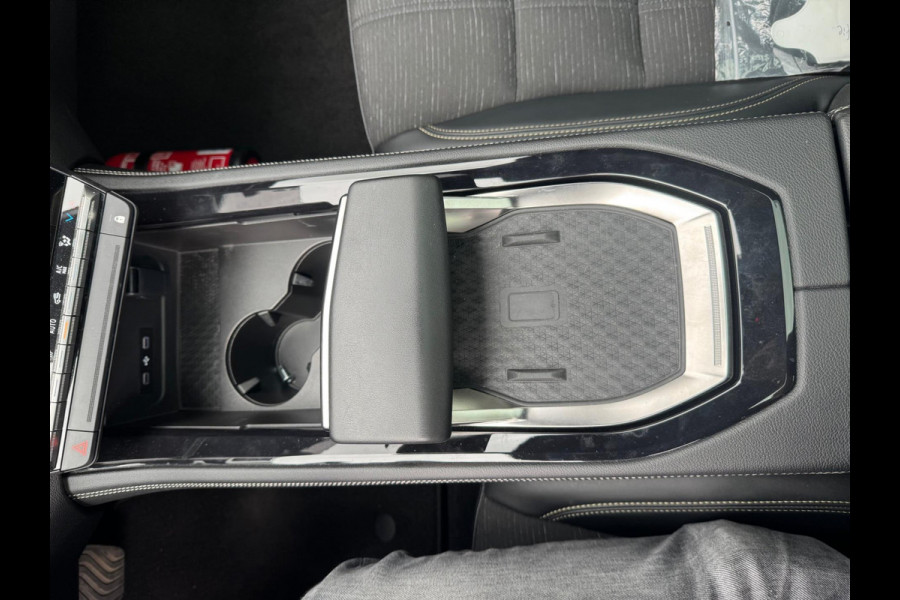 Renault Austral 1.2 E-Tech full hybrid 200 iconic Pano / Harman/Kardon Sound / 360 camera / Massage / Elektr verst. voorstoel