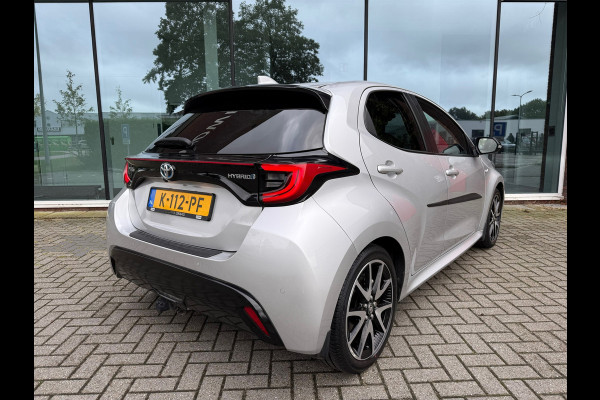 Toyota Yaris 1.5 Hybrid Executive - Automaat - Panoramadak- Navi - Trekhaak - Org.NL