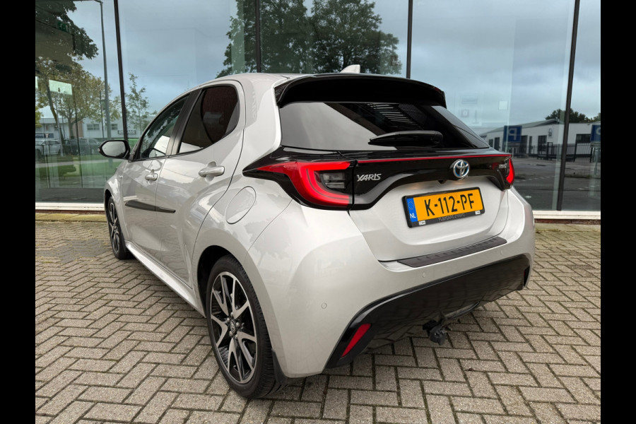 Toyota Yaris 1.5 Hybrid Executive - Automaat - Panoramadak- Navi - Trekhaak - Org.NL