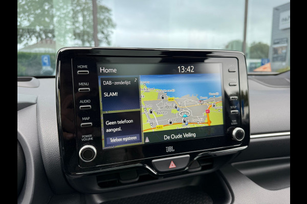 Toyota Yaris 1.5 Hybrid Executive - Automaat - Panoramadak- Navi - Trekhaak - Org.NL