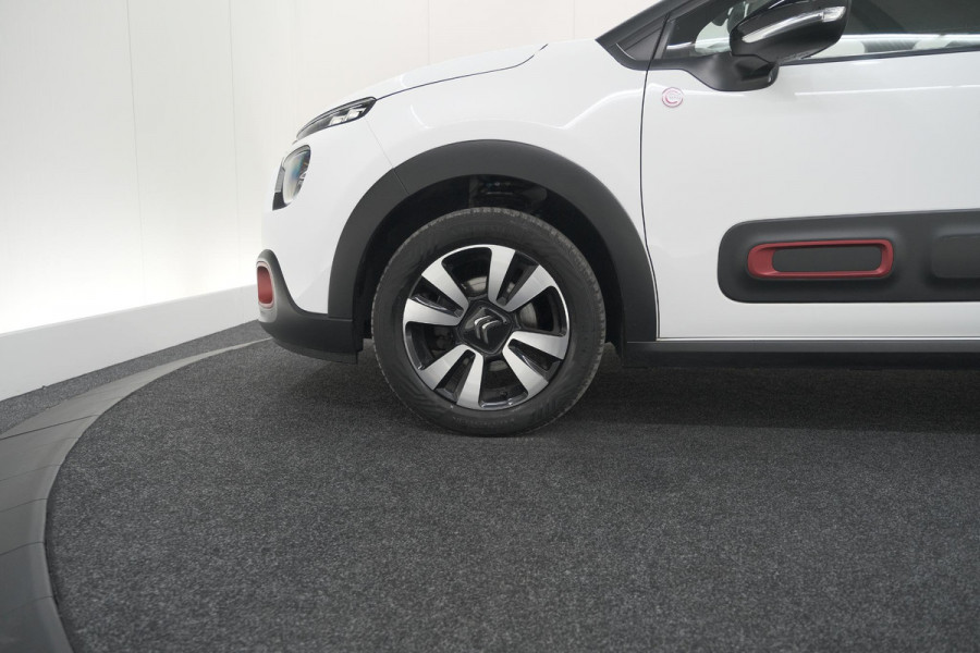 Citroën C3 PureTech 82 C-Series | Parkeersensoren | Navigatie | Climate Control | Apple Carplay Citroën C3 PureTech 82 C-Series | Parkeersensoren | Navigatie | Climate Control | Apple Carplay