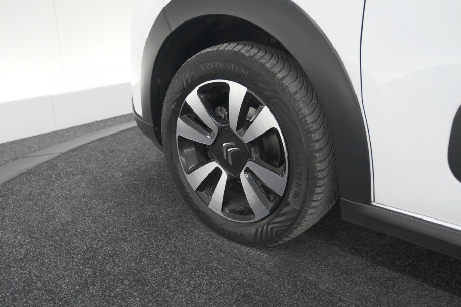 Citroën C3 PureTech 82 C-Series | Parkeersensoren | Navigatie | Climate Control | Apple Carplay Citroën C3 PureTech 82 C-Series | Parkeersensoren | Navigatie | Climate Control | Apple Carplay