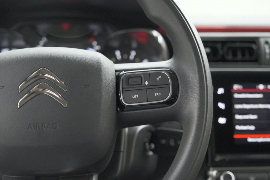 Citroën C3 PureTech 82 C-Series | Parkeersensoren | Navigatie | Climate Control | Apple Carplay Citroën C3 PureTech 82 C-Series | Parkeersensoren | Navigatie | Climate Control | Apple Carplay