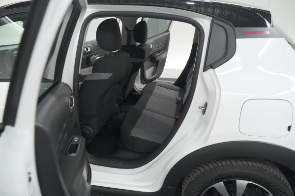 Citroën C3 PureTech 82 C-Series | Parkeersensoren | Navigatie | Climate Control | Apple Carplay Citroën C3 PureTech 82 C-Series | Parkeersensoren | Navigatie | Climate Control | Apple Carplay