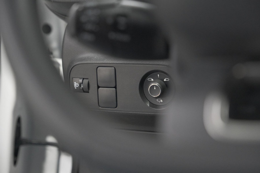 Citroën C3 PureTech 82 C-Series | Parkeersensoren | Navigatie | Climate Control | Apple Carplay Citroën C3 PureTech 82 C-Series | Parkeersensoren | Navigatie | Climate Control | Apple Carplay