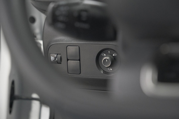 Citroën C3 PureTech 82 C-Series | Parkeersensoren | Navigatie | Climate Control | Apple Carplay Citroën C3 PureTech 82 C-Series | Parkeersensoren | Navigatie | Climate Control | Apple Carplay