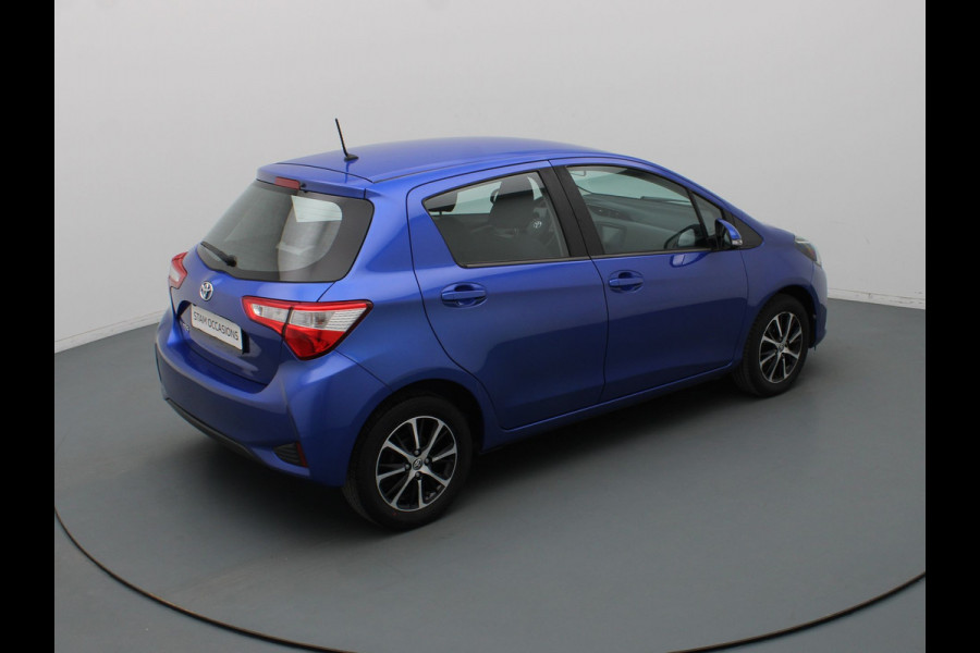 Toyota Yaris 73pk VVT-i Connect Airco | Camera | Carplay | 15" Velgen