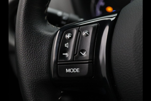 Toyota Yaris 73pk VVT-i Connect Airco | Camera | Carplay | 15" Velgen