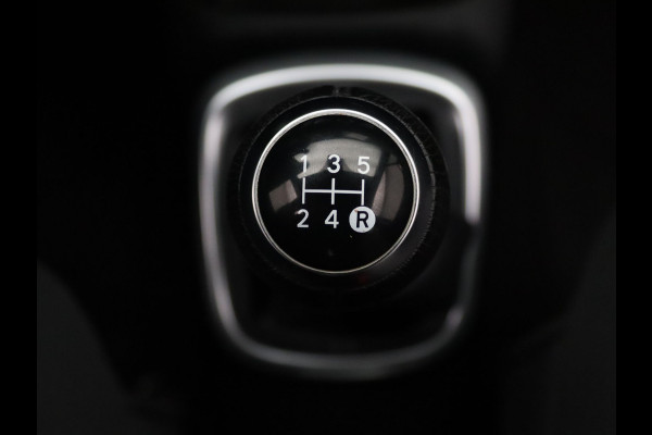 Toyota Yaris 73pk VVT-i Connect Airco | Camera | Carplay | 15" Velgen