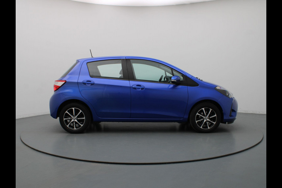 Toyota Yaris 73pk VVT-i Connect Airco | Camera | Carplay | 15" Velgen