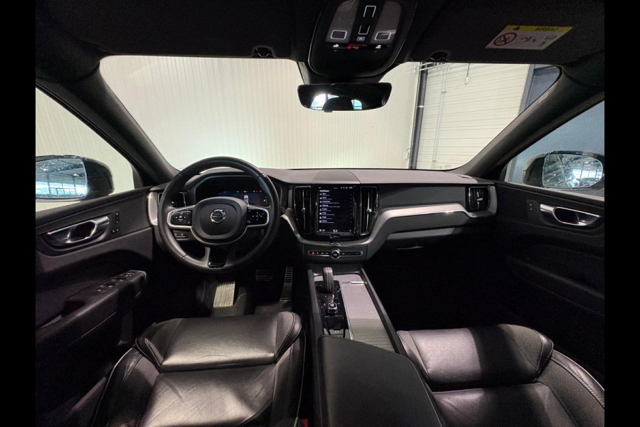 Volvo XC60 T6 AWD Aut. R-Design Trekhaak Parkeercamera Leder 340pk