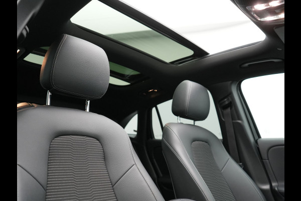 Mercedes-Benz GLA 250e Style Plug In Hybrid 218pk Dealer O.H PHEV | Panodak | Adaptive Cruise | Lederen Sportstoelen Verwarmd | Sfeerverlichting | Apple Carplay | Camera | Keyless | Blis | Navi | DAB |