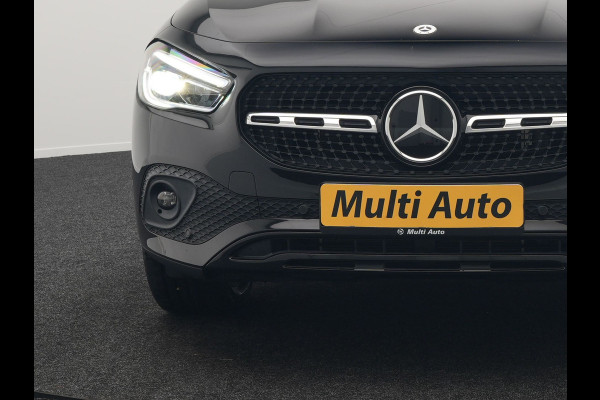 Mercedes-Benz GLA 250e Style Plug In Hybrid 218pk Dealer O.H PHEV | Panodak | Adaptive Cruise | Lederen Sportstoelen Verwarmd | Sfeerverlichting | Apple Carplay | Camera | Keyless | Blis | Navi | DAB |