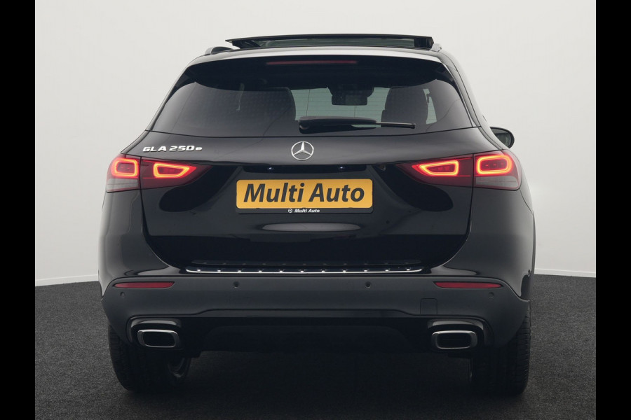 Mercedes-Benz GLA 250e Style Plug In Hybrid 218pk Dealer O.H PHEV | Panodak | Adaptive Cruise | Lederen Sportstoelen Verwarmd | Sfeerverlichting | Apple Carplay | Camera | Keyless | Blis | Navi | DAB |