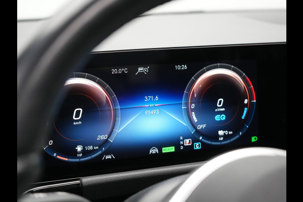 Mercedes-Benz GLA 250e Style Plug In Hybrid 218pk Dealer O.H PHEV | Panodak | Adaptive Cruise | Lederen Sportstoelen Verwarmd | Sfeerverlichting | Apple Carplay | Camera | Keyless | Blis | Navi | DAB |