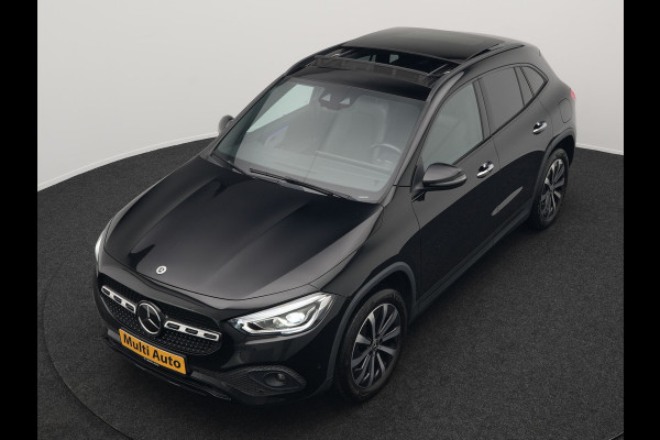 Mercedes-Benz GLA 250e Style Plug In Hybrid 218pk Dealer O.H PHEV | Panodak | Adaptive Cruise | Lederen Sportstoelen Verwarmd | Sfeerverlichting | Apple Carplay | Camera | Keyless | Blis | Navi | DAB |