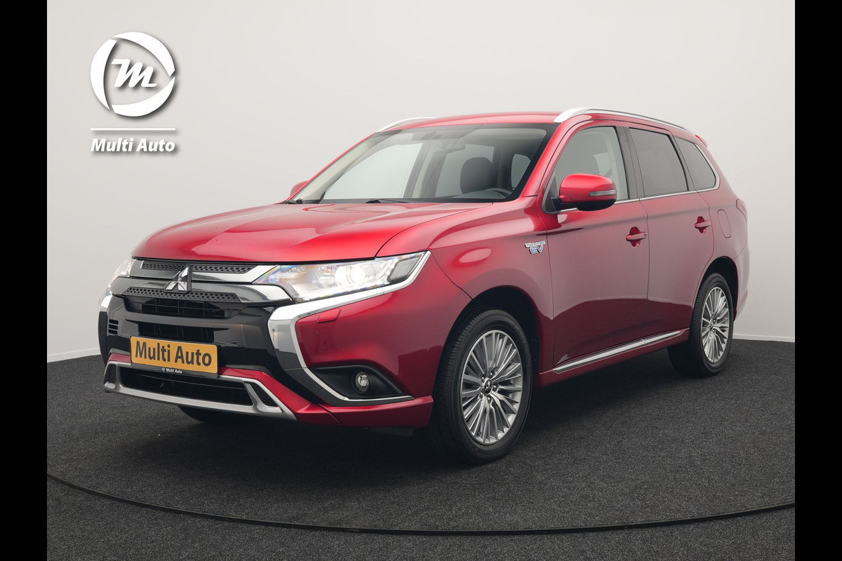 Mitsubishi Outlander 2.4 Intense Plug In Hybrid 225pk Dealer O.H PHEV | Cruise Control | Camera | Alcantara Sportstoelen Verwarmd | Keyless Entry | Navigatie | DAB |