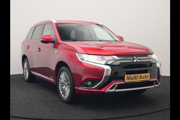 Mitsubishi Outlander 2.4 Intense Plug In Hybrid 225pk Dealer O.H PHEV | Cruise Control | Camera | Alcantara Sportstoelen Verwarmd | Keyless Entry | Navigatie | DAB |