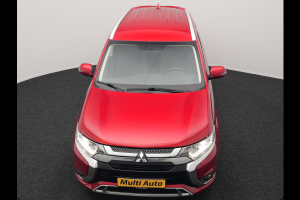 Mitsubishi Outlander 2.4 Intense Plug In Hybrid 225pk Dealer O.H PHEV | Cruise Control | Camera | Alcantara Sportstoelen Verwarmd | Keyless Entry | Navigatie | DAB |