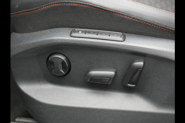 Seat Tarraco 1.4 TSI e-Hybrid FR Plug in Hybrid 245pk Dealer O.H PHEV | Panodak | 360 Camera | Adaptive Cruise | Alcantara Sportstoelen Memory & Verwarmd | Apple Carplay | Blis | Navigatie | Keyless | Stuur Verwarmd | Virtual | DAB |
