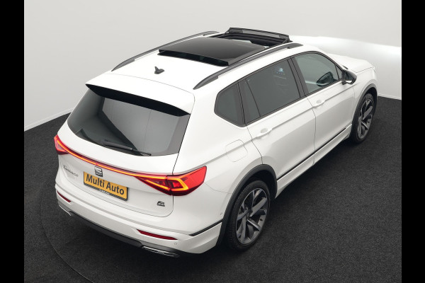 Seat Tarraco 1.4 TSI e-Hybrid FR Plug in Hybrid 245pk Dealer O.H PHEV | Panodak | 360 Camera | Adaptive Cruise | Alcantara Sportstoelen Memory & Verwarmd | Apple Carplay | Blis | Navigatie | Keyless | Stuur Verwarmd | Virtual | DAB |